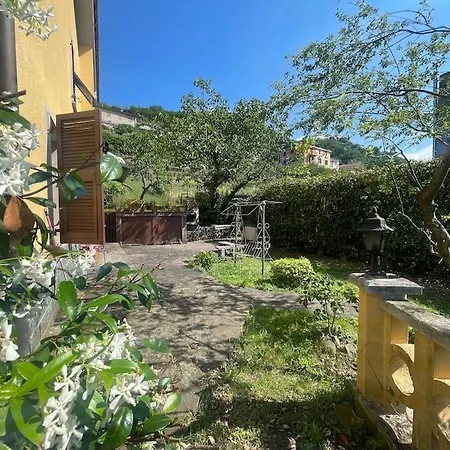 Vila Le Due Rose, Up To 10pax With Garden In Lunigiana Monti di Licciana Nardi