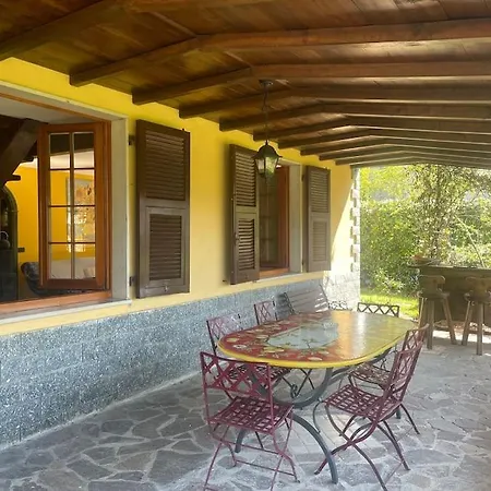 Le Due Rose, Up To 10pax With Garden In Lunigiana Vila Monti di Licciana Nardi